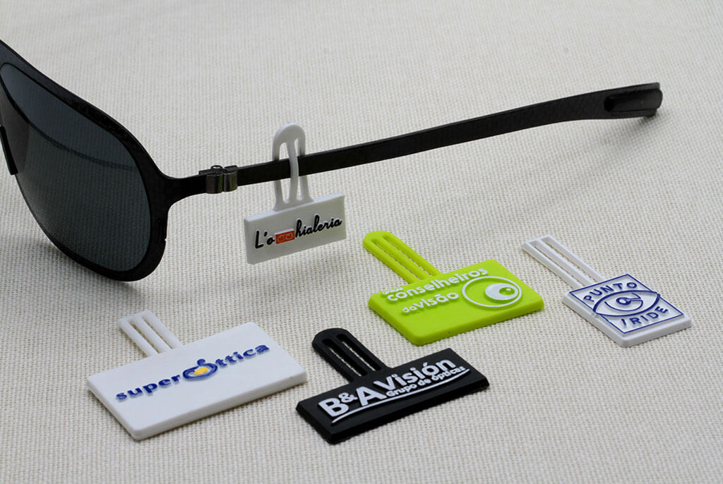 Etiquetas de plástico para gafas - personalizables