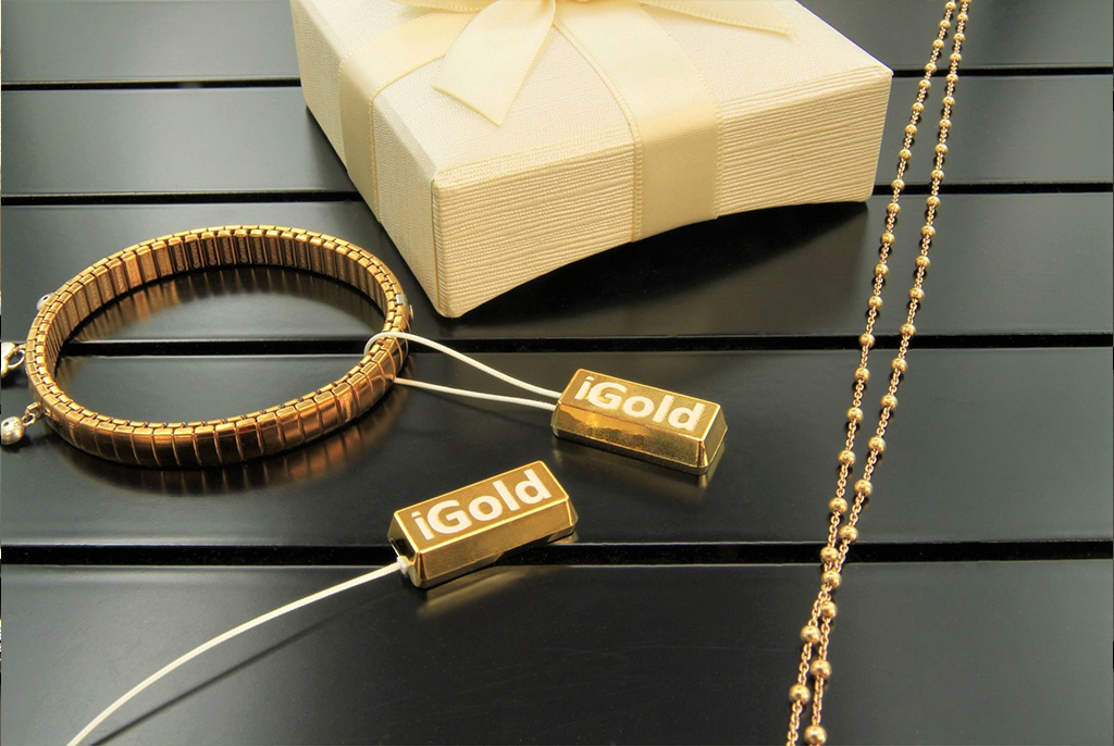 Plastic tags for jewelry - Three-dimensional