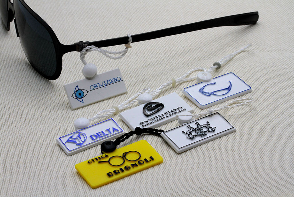 Etiquetas de plástico para gafas